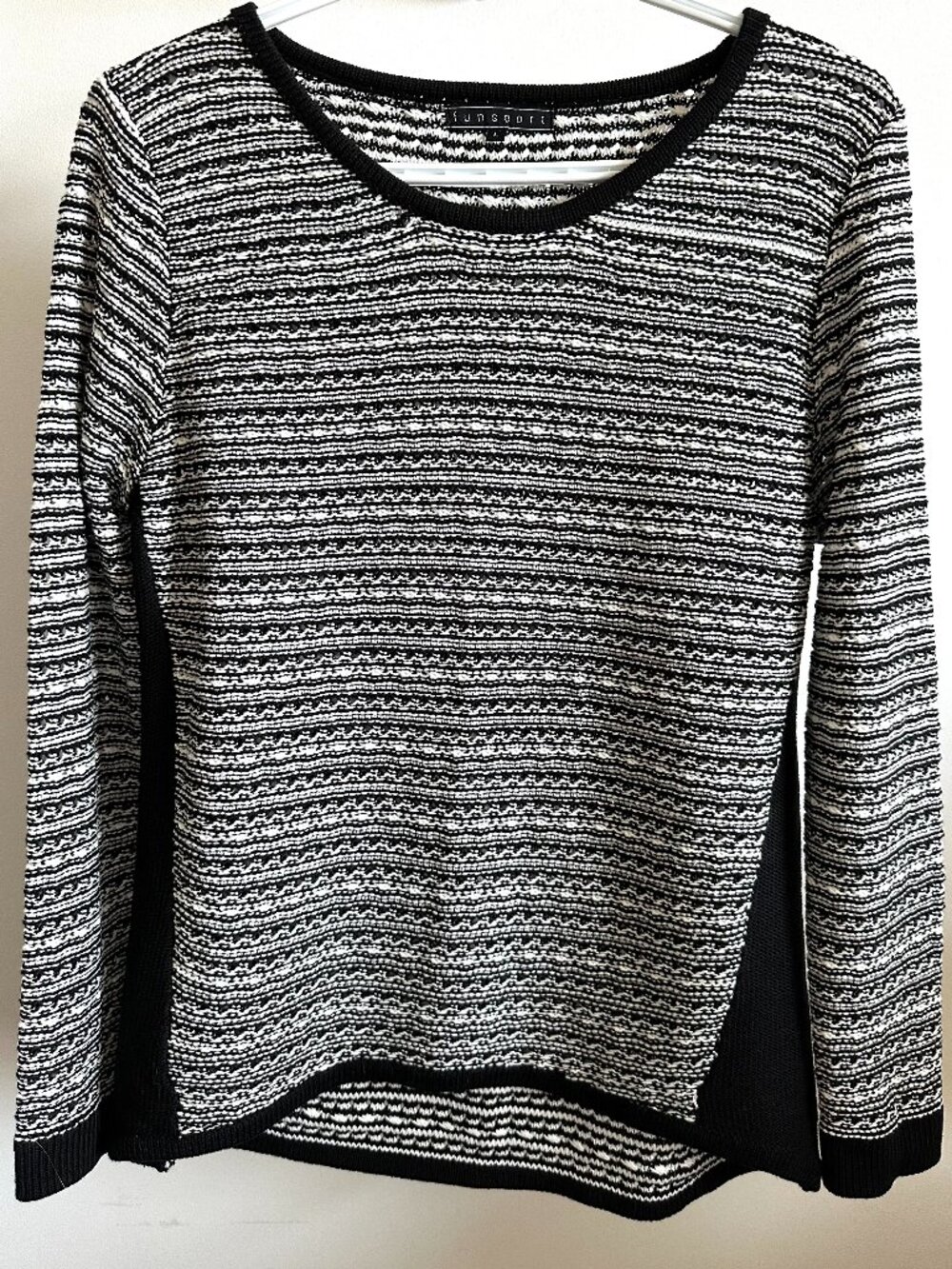 NWOT FUNSPORT Black & White Textured Knit Panel Sweater Crewneck Women's Large
